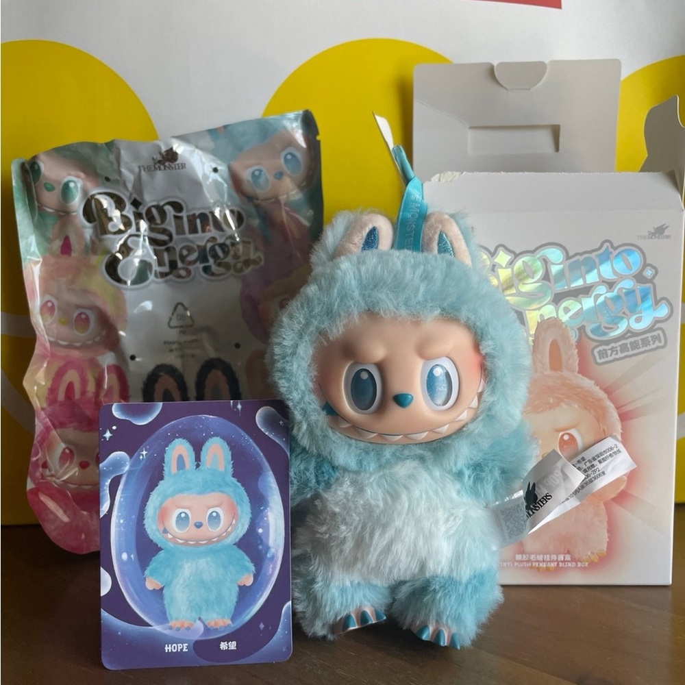 Pop Mart Labubu Big Into Energy - HOPE (New, not used)